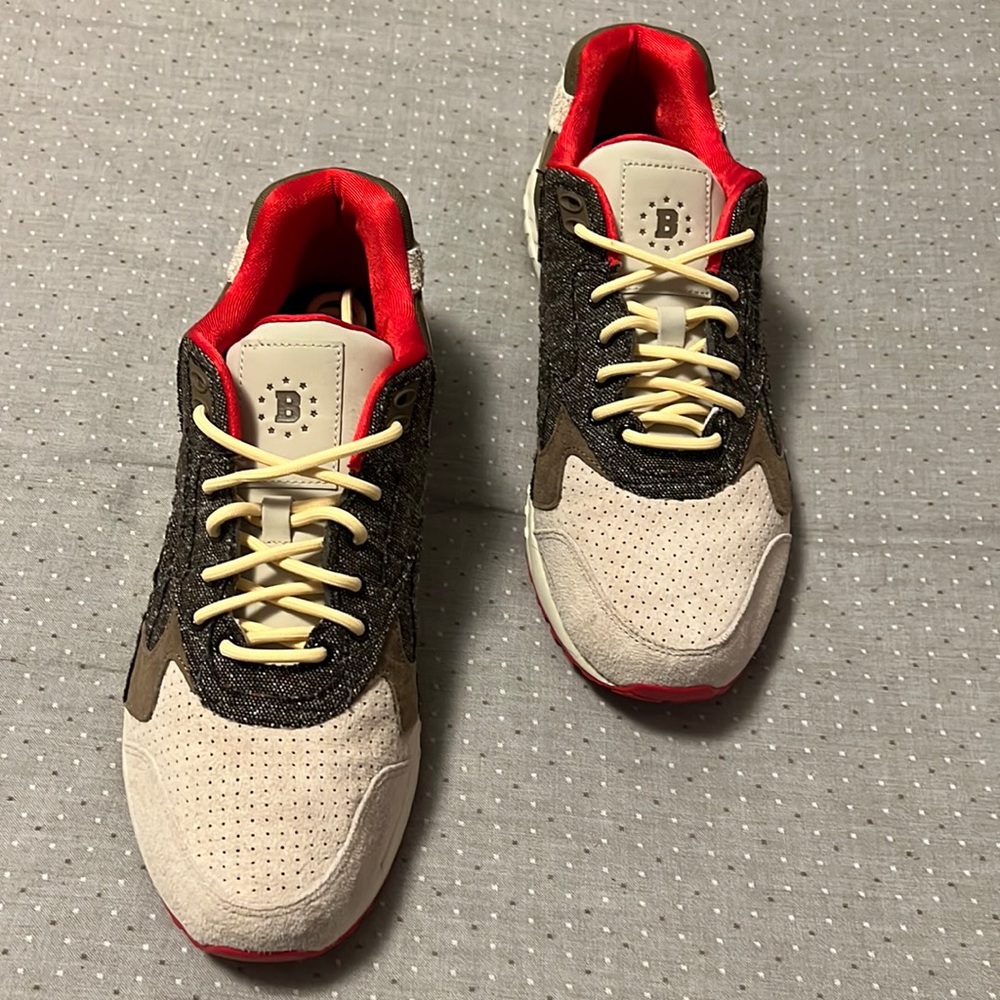 Like New Sz 10 Bodega X Inferno ‘Tweed’ Rebook Hexalite No Box worn once